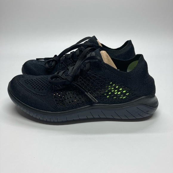 Men’s Nike Free RN Flynit Athletic Running Shoes - Picture 6 of 10